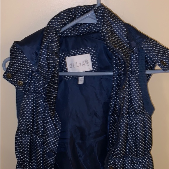Polka dot vest with hoodie that can be removed - Picture 2 of 3